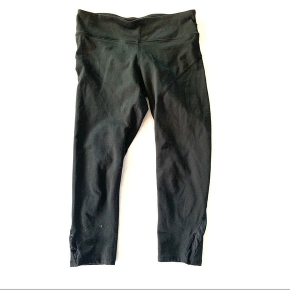Fabletics Women's cropped Leggings Size XS